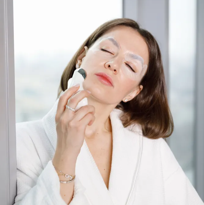Appareil de Beauté 3D à Micro-Courant