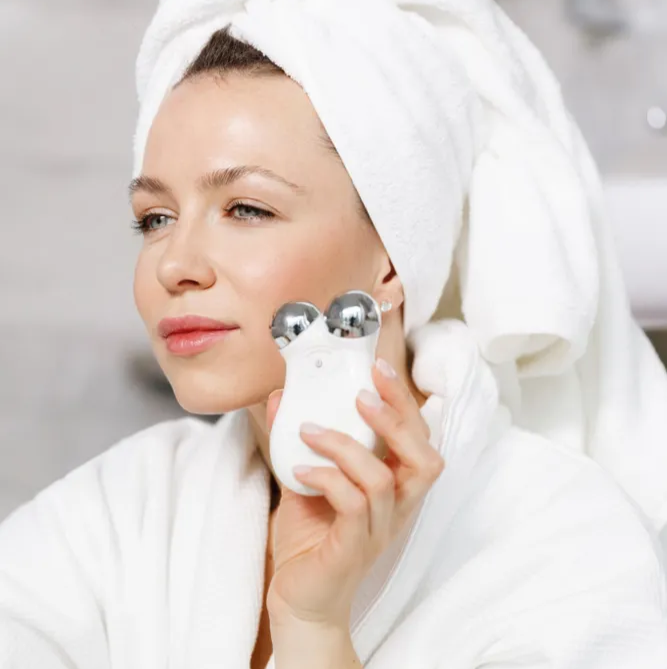 Appareil de Beauté 3D à Micro-Courant